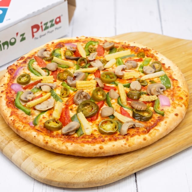 9" Las Vegas Treat Pizza.