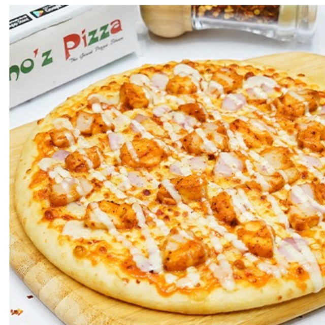 18" Buffalo Chicken Pizza.