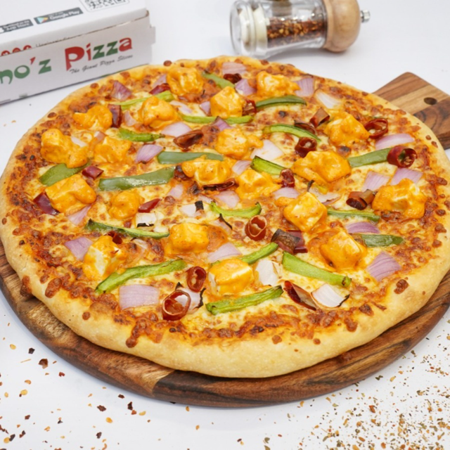 15" Paneer Do Pyaza Pizza.