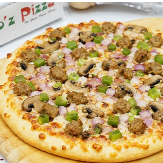 9" Fantastic Four Pizza.