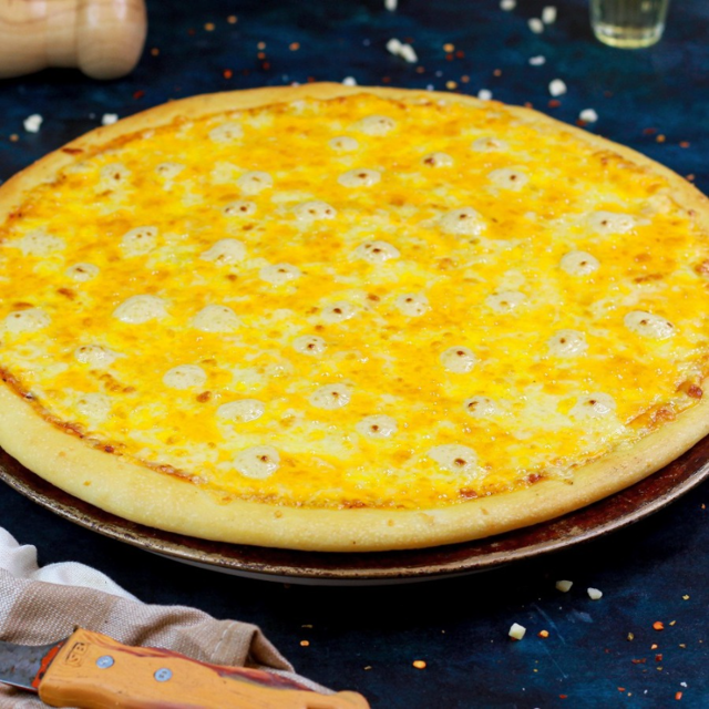18" Cheezy 7 Pizza.