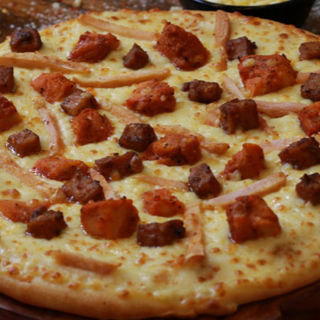 9" La Pino’z Chicken Pizza