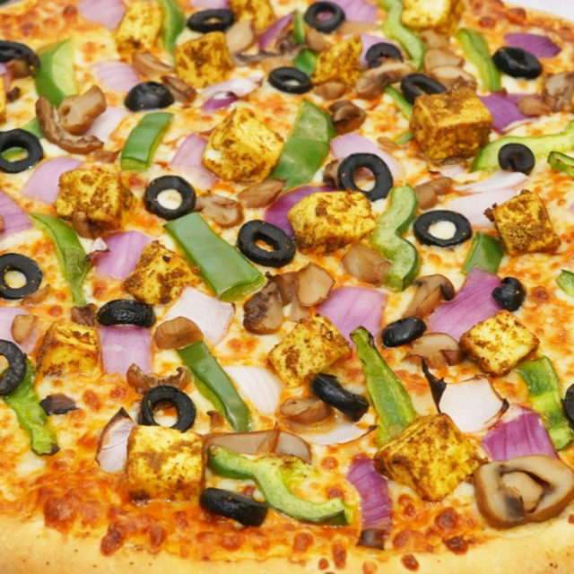 18" Peri Peri Veg Pizza.