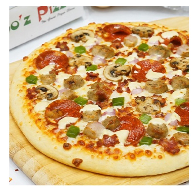 12" Xtreme Meat Pizza.