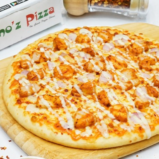 18" Buffalo Chicken Pizza.