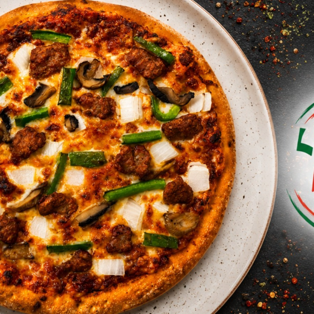 15" Fantastic 4 Pizza.