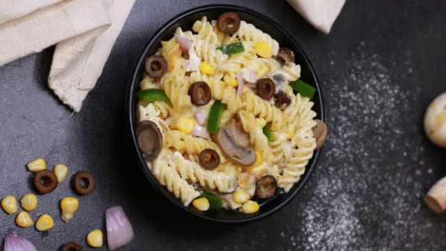 Americano Veg Pasta.
