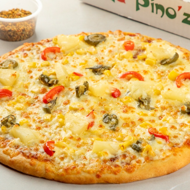 18" Sweet Heat Pizza.